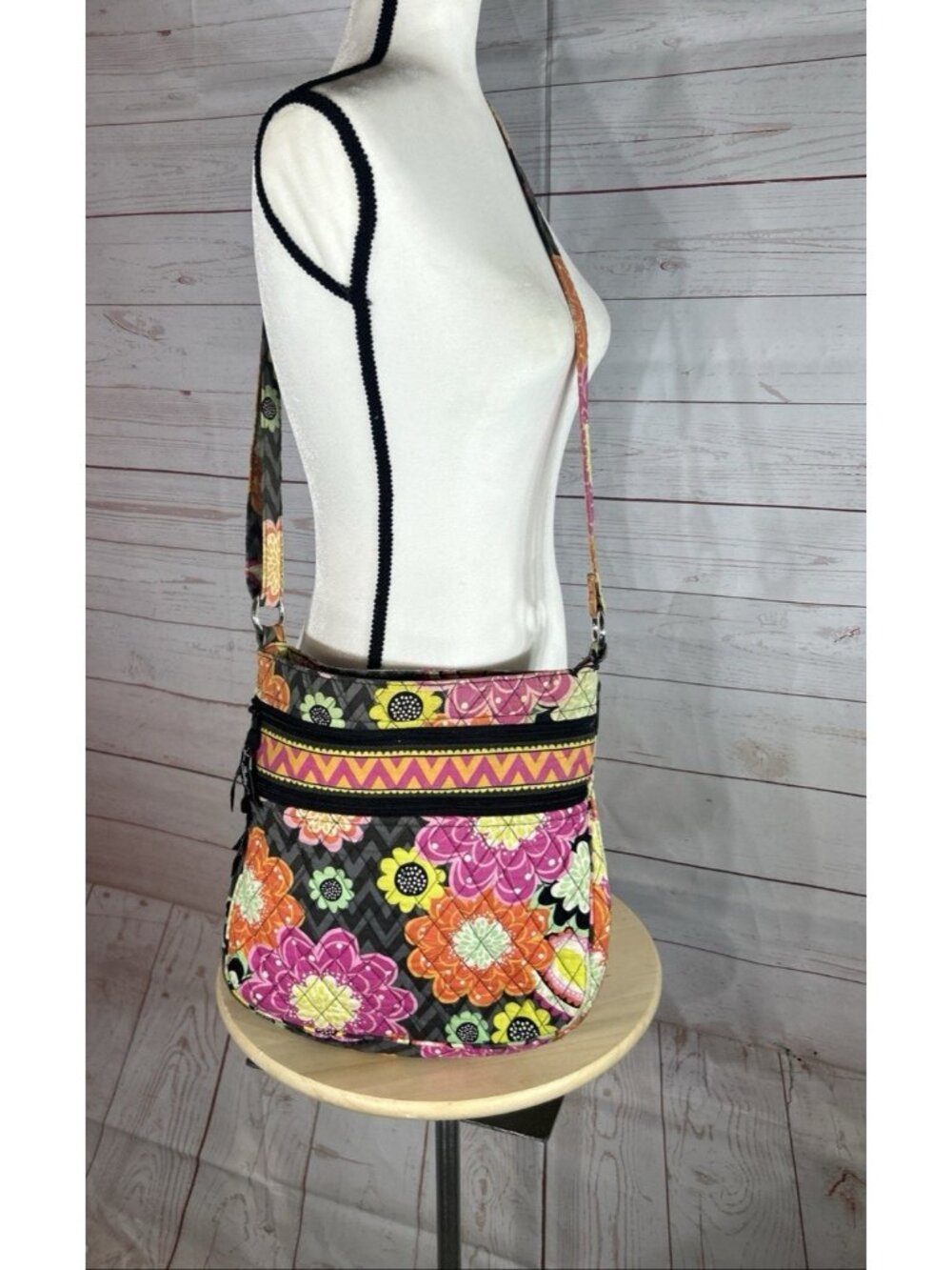 Vera Bradley Zingy Zinnia 3 Zipper Hipster Crossbody Bag w/ Adjustable Strap